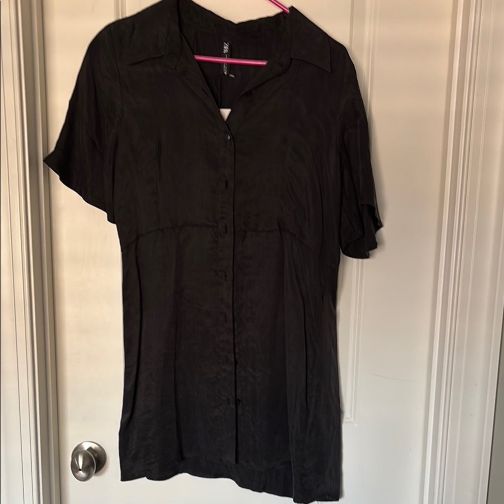 Versatile ZARA Black Women's shirt. NWT. Sz L